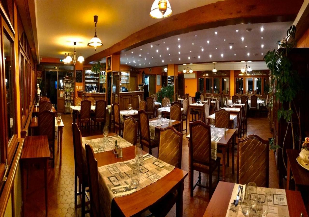 Hotel L'Oree Des Roches Saales ภายนอก รูปภาพ